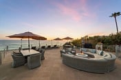 Location direct beach access stroll to main beach swim kayak+