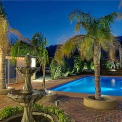 Palm Springs Vacation Oasis Private pool, game rm!