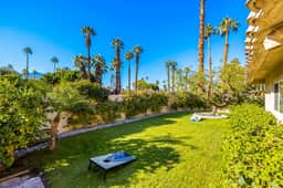 Private Pool/Spa Home in the Lovely Tamarisk Community