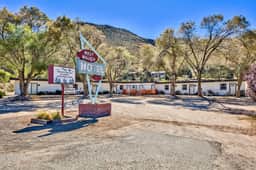 WWM Room 7A: Yosemite Base camp explore The E Sierras