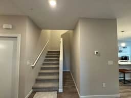 Elegant Townhouse near NDSU and Downtown Fargo #101