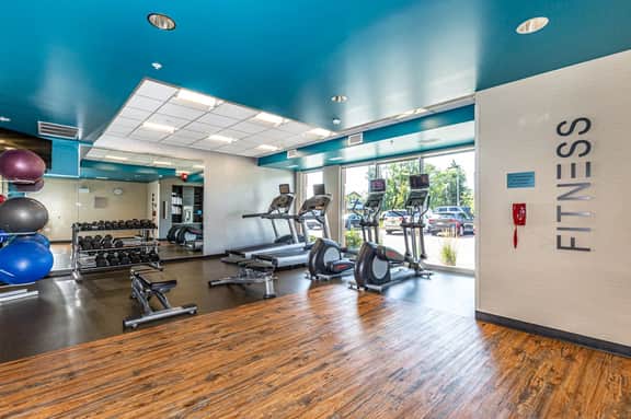 Starboard Point: Stunning Luxury Condo in the heart of DL!