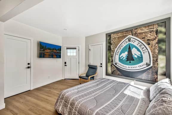 WWM Room 7B: Yosemite Base camp explore The E Sierras