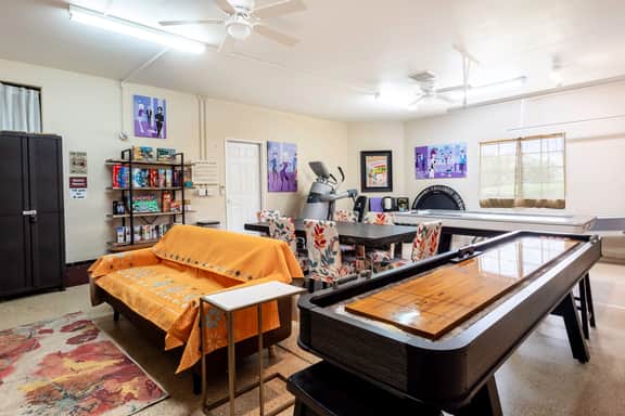 Relaxing Desert Escape for Friends and Families.