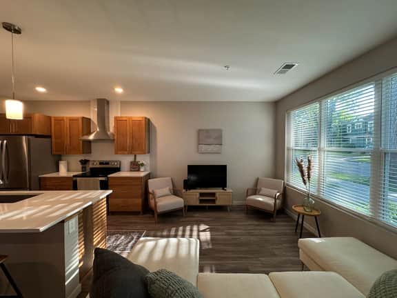 Unwind in Style at Fargo's Hidden Gem! #102
