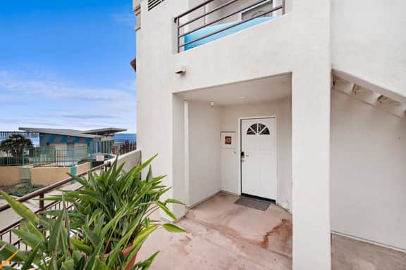 Breathtaking Oceanview Oceanside Oasis!