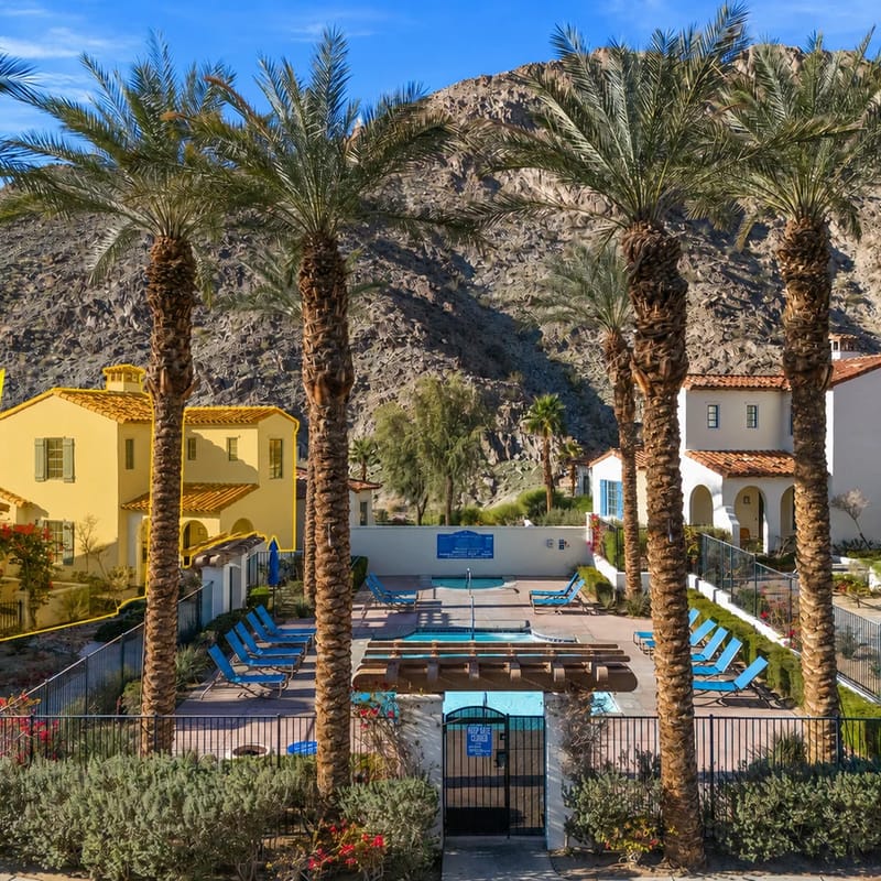 Family Friendly Legacy Villas Retreat- Mountain Views